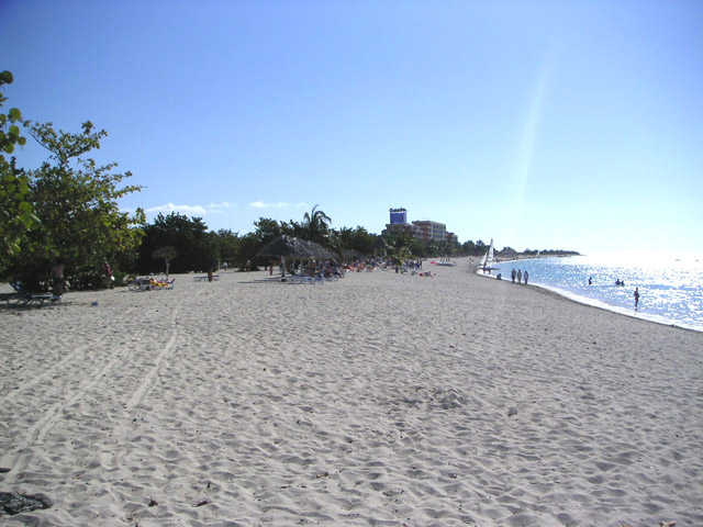 Playa Ancón. Dar Clic para ampliar la Foto