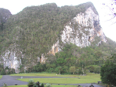 Touristy Centre Viñales (Pinar del Río). Clic for Details