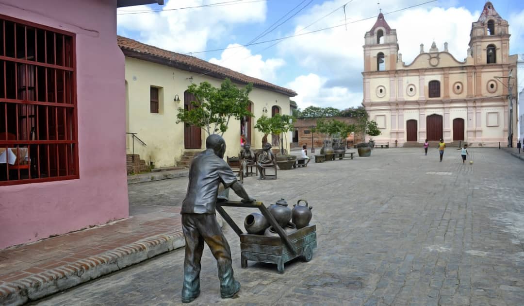 La Ciudad de los Tinajones